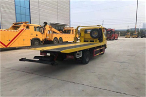 南靖非事故拖车